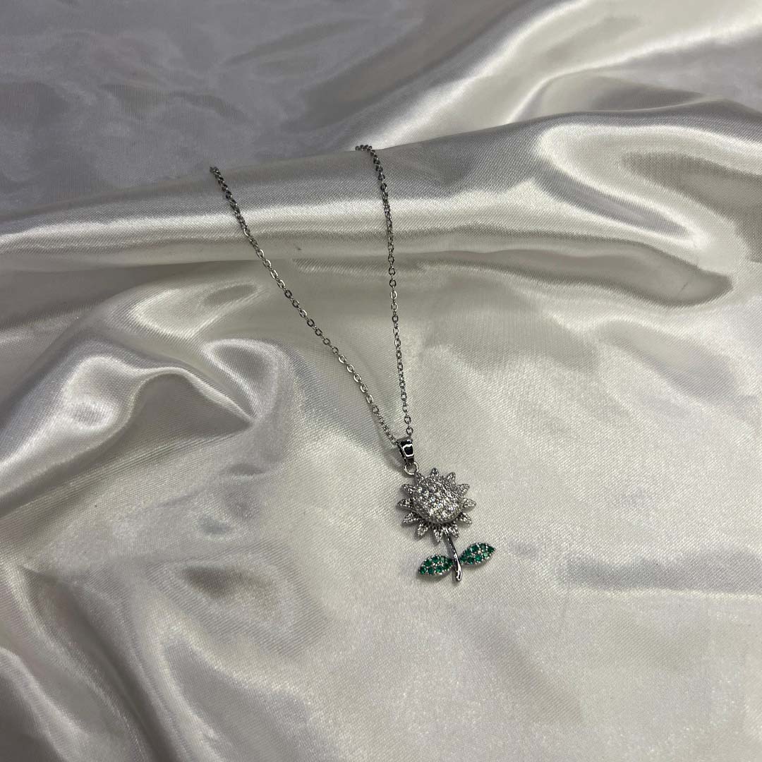 Sunflower green Silver Chain